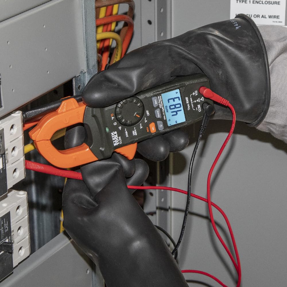 Digital Clamp Meter, Auto-Ranging 400 Amp AC K647714