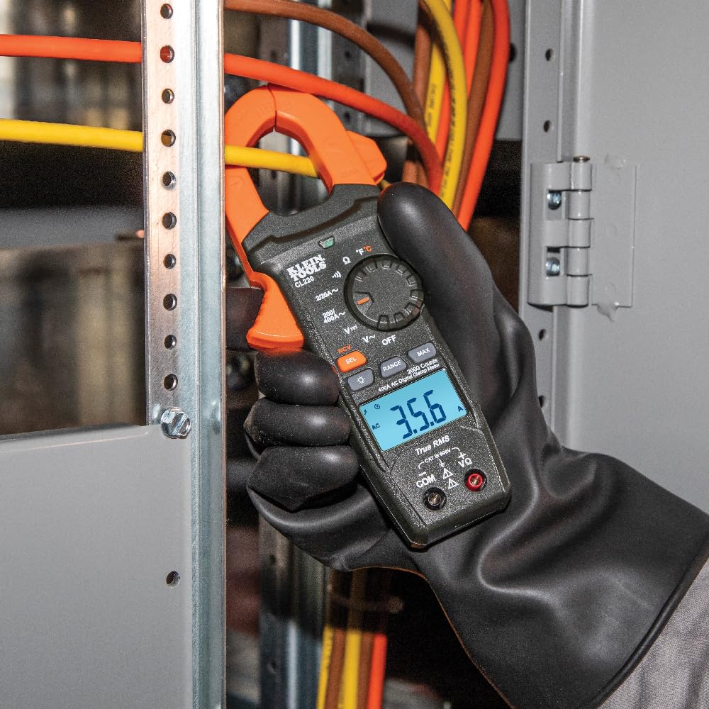 Digital Clamp Meter, Auto-Ranging 400 Amp AC K647714