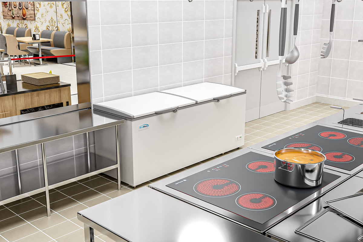 White Chest Freezer Y330